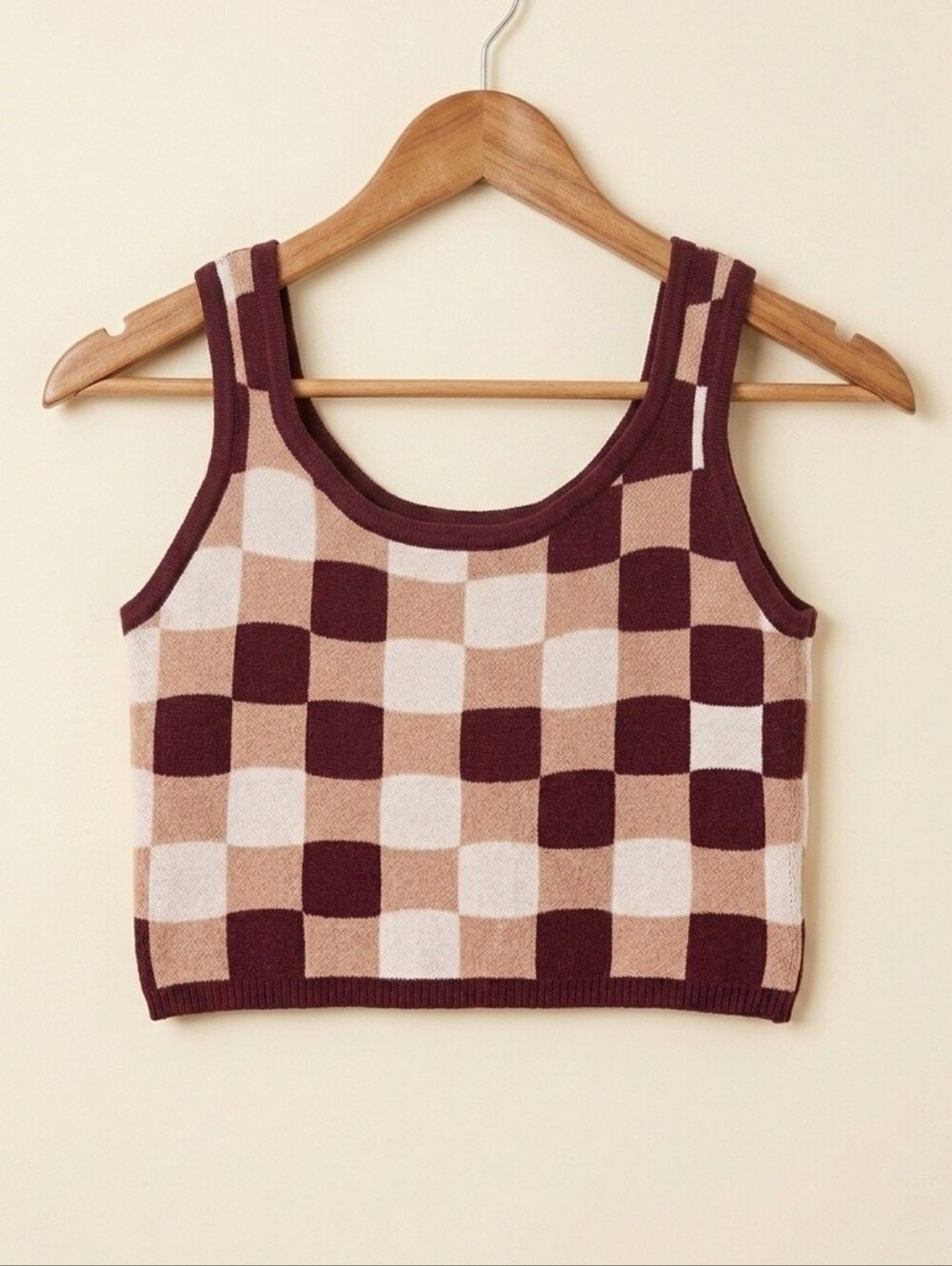 Cotton Emporium Checkered Knit Cropped Tank Top – Medium
